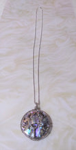 Load image into Gallery viewer, Jewelry- Necklace with Abalone shell pendant