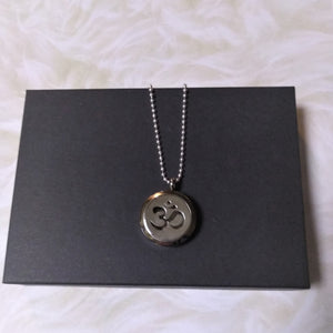 Jewelry -  OM Meditation round silver locket with chain