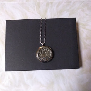 Jewelry- Silver round Lotus Flower locket with ball chain