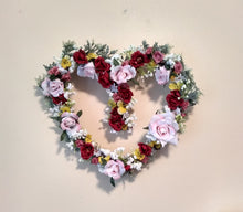 Load image into Gallery viewer, Wreaths - Heart Shape Floral Wreath