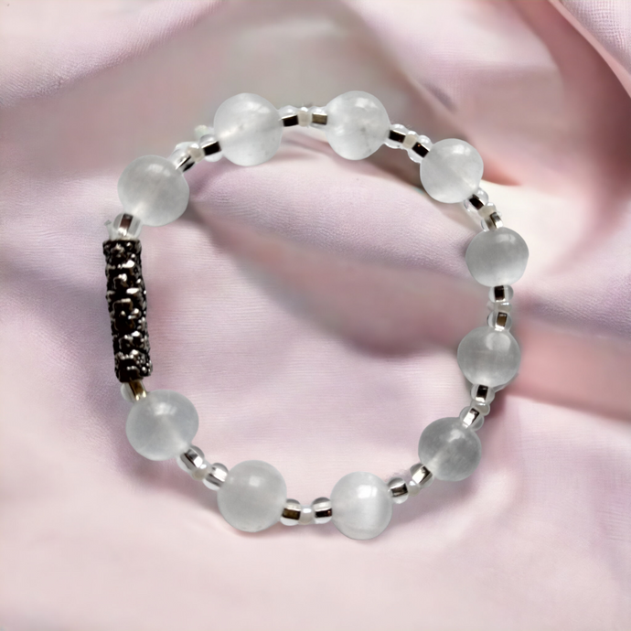 Jewelry - Bracelet with Selenite bead