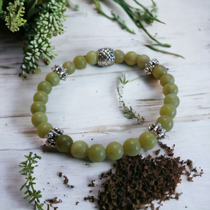 Jewelry - Lime Green Jade Bead Bracelet