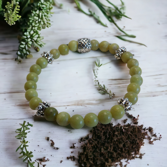 Jewelry - Lime Green Jade Bead Bracelet