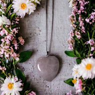 Jewelry - Pink Heart Rose Quartz pendant with chain