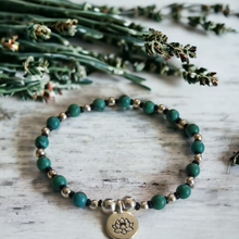 Load image into Gallery viewer, Jewelry - Turquoise bead bracelet